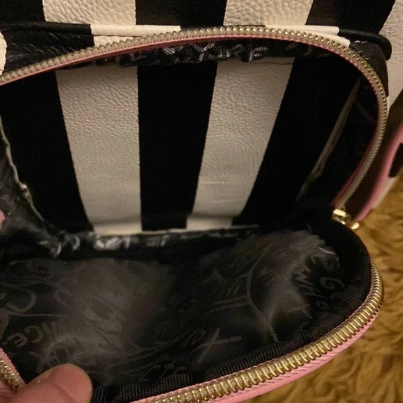 NWOT BETSEY JOHNSON mini flowered stripped convertible backpack - Picture 7 of 8